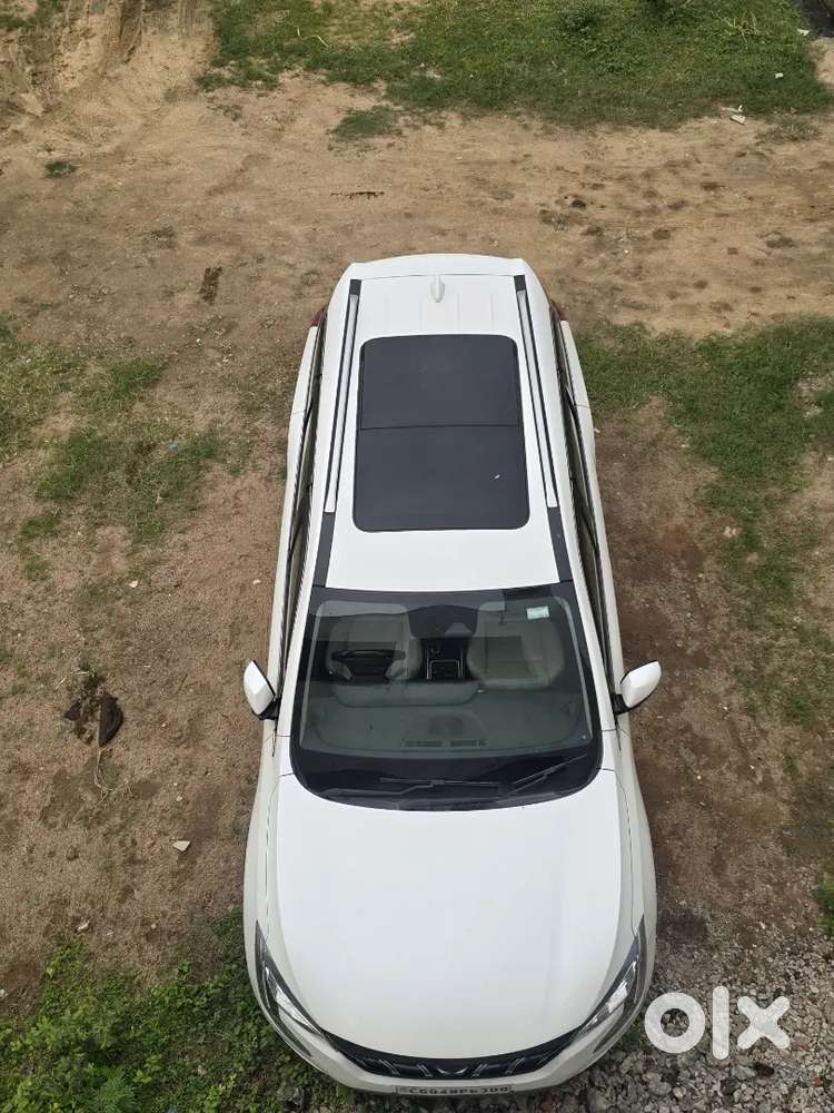 Mahindra Xuv700 Ax7l