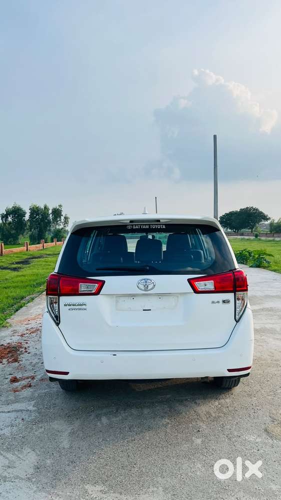 Toyota Innova Crysta 2.4 G Mt, 2022, Diesel