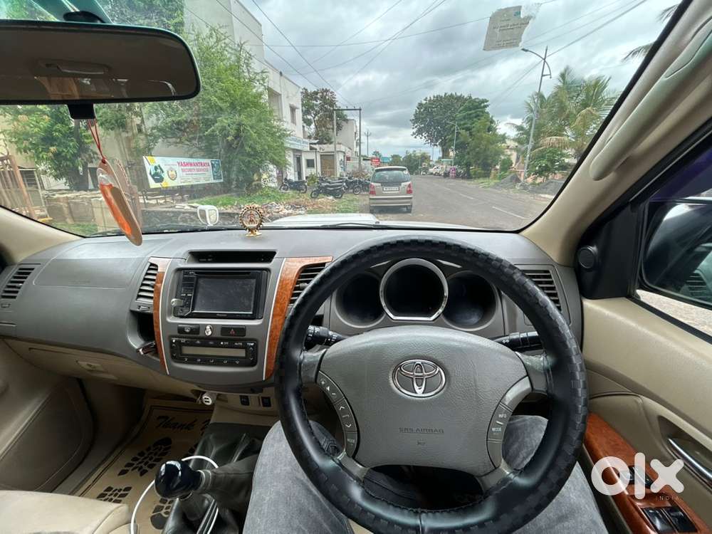 Toyota Fortuner Diesel 2012