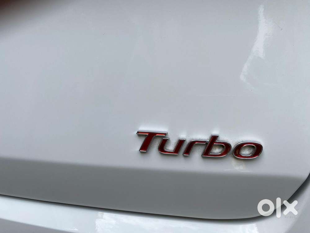Hyundai Venue Sx Plus Turbo Dct, 2022, Petrol