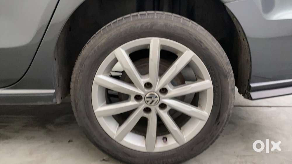 Volkswagen Vento 1.2 Tsi Highline At, 2019, Petrol