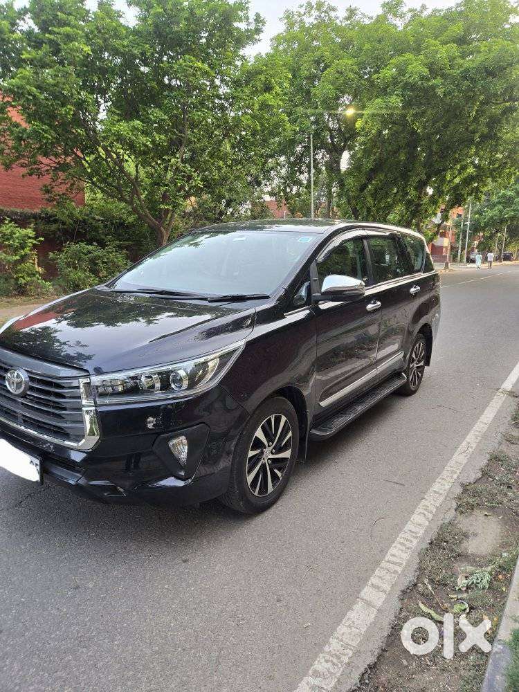 Toyota Innova Crysta Zx 2.4 Diesel 7 Seater, 2021, Diesel