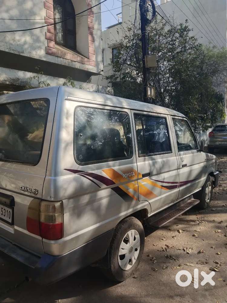 Toyota Qualis 2003 Diesel Well Maintained