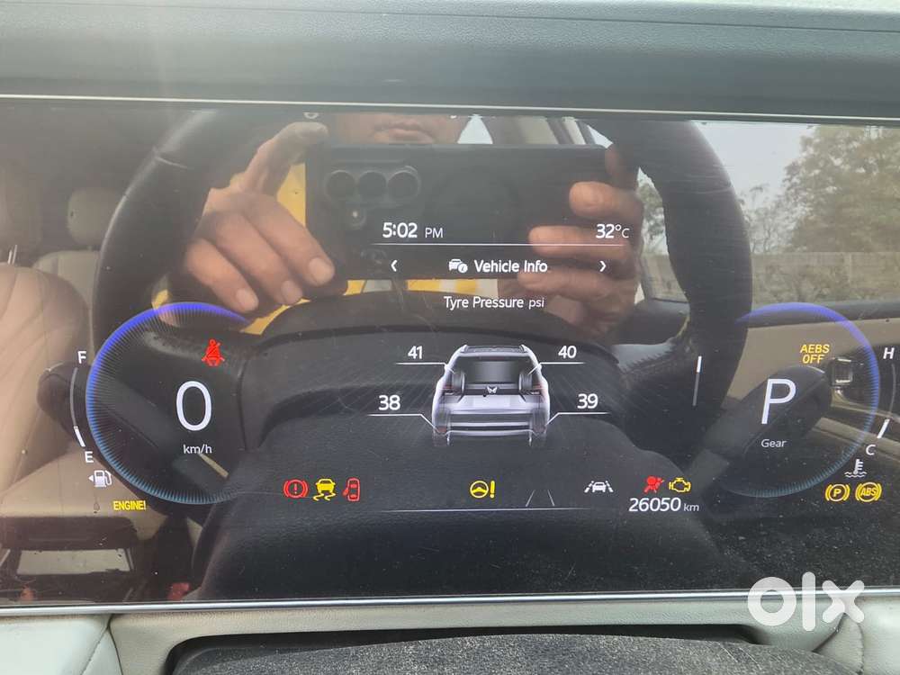 Mahindra Xuv700 Ax7 Luxury Pack Awd, 2022, Petrol