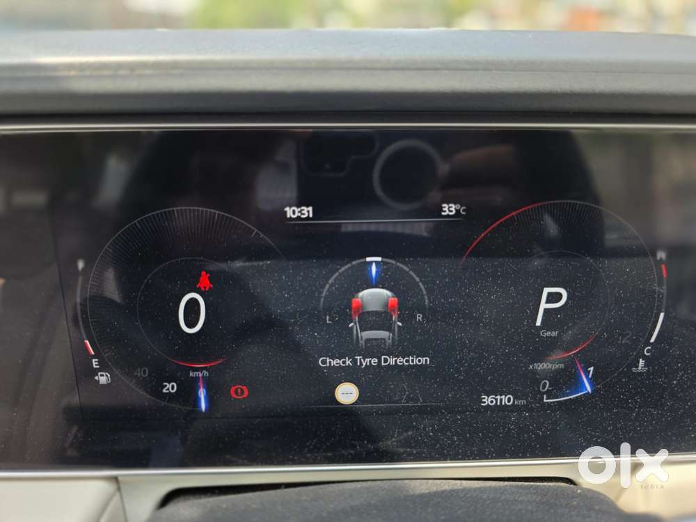 Mahindra Xuv700 2.0 Ax 7 Petrol At Luxury Pack Str, 2023, Petrol