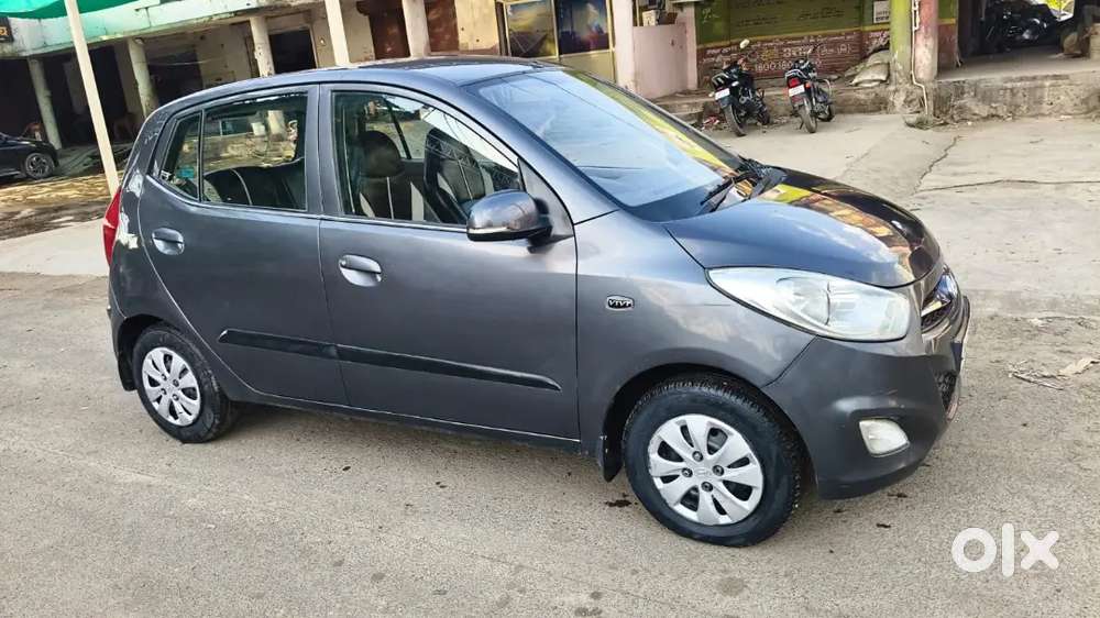 Hyundai I10 Sportz 2013