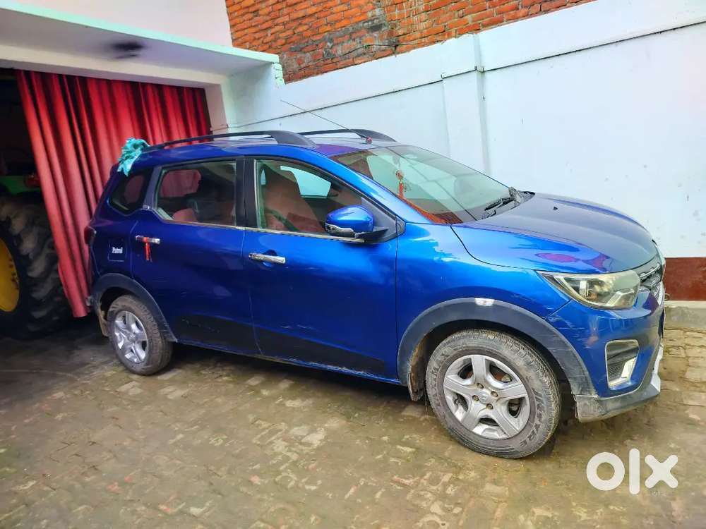 Renault  Triber 4 Naya New Battery Side Mirror Tuta Hua Hai Bus