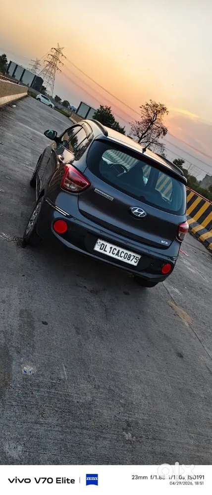 Modal 2019 November,koy Kami Nahi Ha Car Ma