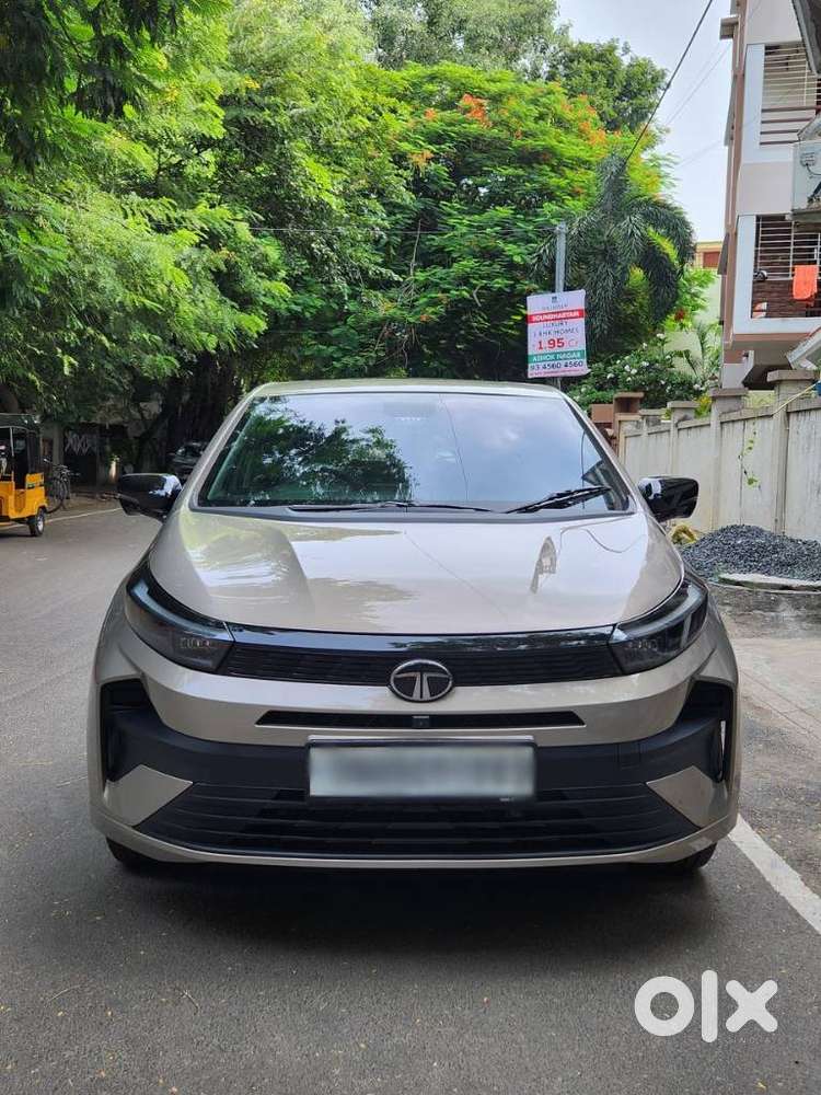 Tata Altroz Creative S, 2025, Petrol