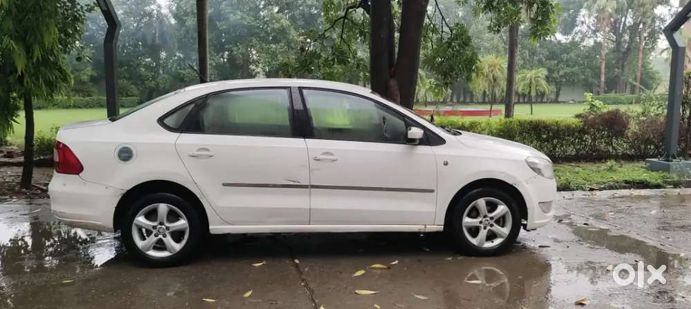 Skoda Rapid Elegance 2013 Last