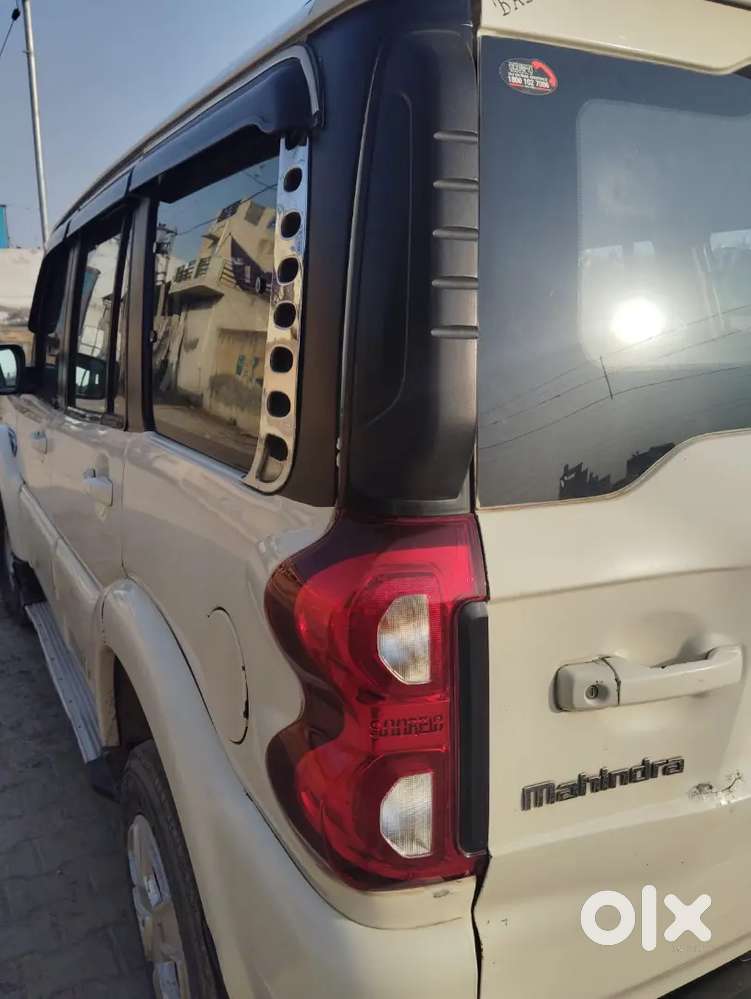 Mahindra Scorpio 2017 Diesel 150000 Km Driven