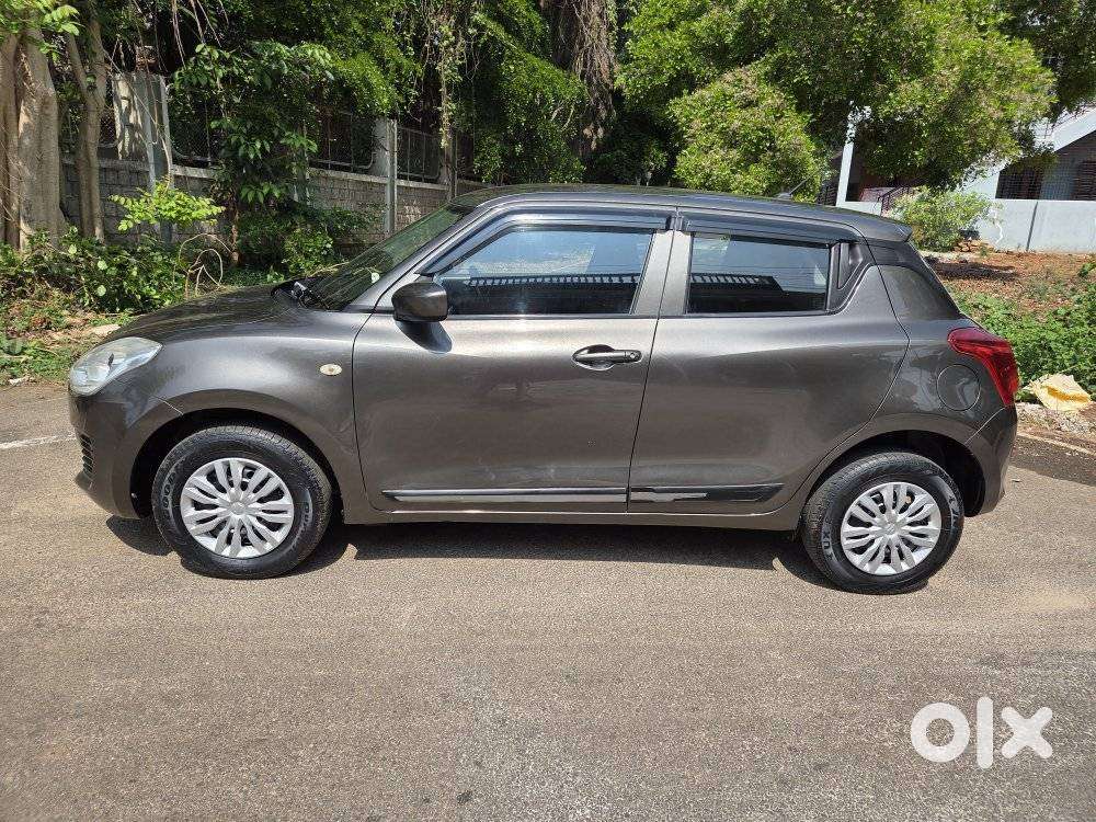 Maruti Suzuki Swift Vvt Lxi, 2021, Petrol