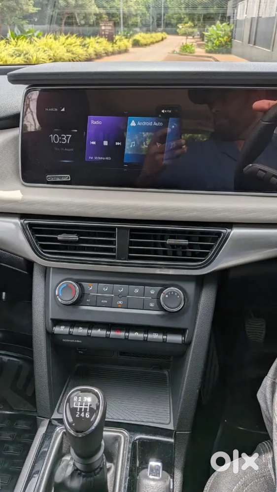 Mahindra Xuv700 Ax3 5str Petrol 2021 Single Owner