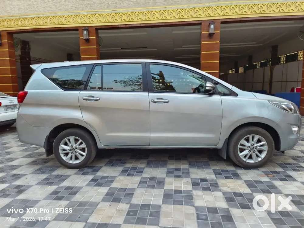 Toyota Innova Crysta 2018