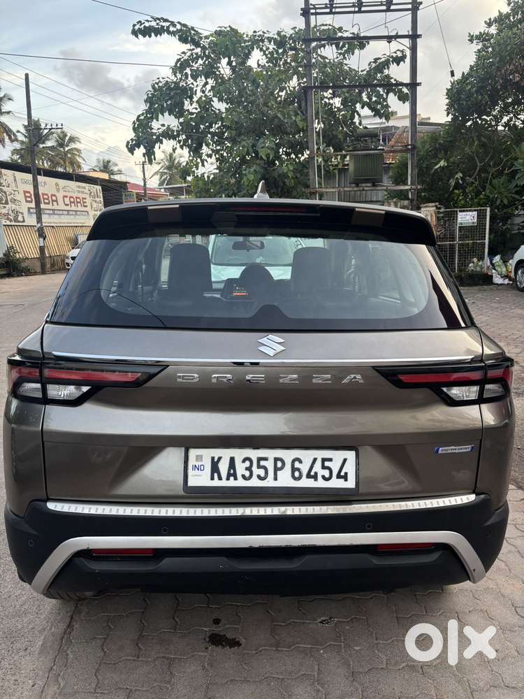 Maruti Suzuki Brezza 1.5 Vxi Smart Hybrid, 2023, Petrol