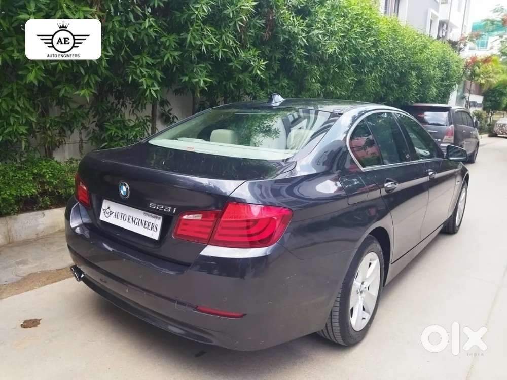 Bmw 5 Series 523i Sedan, 2010, Petrol