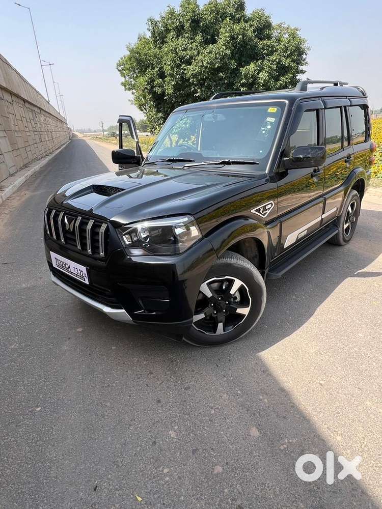 Mahindra Scorpio Classic 2026 Diesel Well Maintained