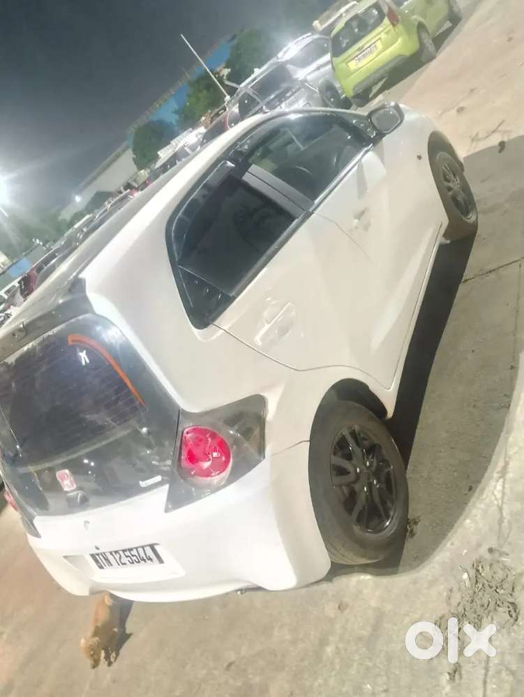 Honda Brio 1.2 V 2013