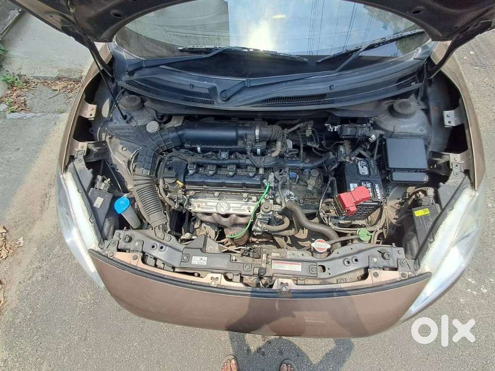 Maruti Suzuki Swift Dzire Vxi(o) Mt, 2022, Petrol