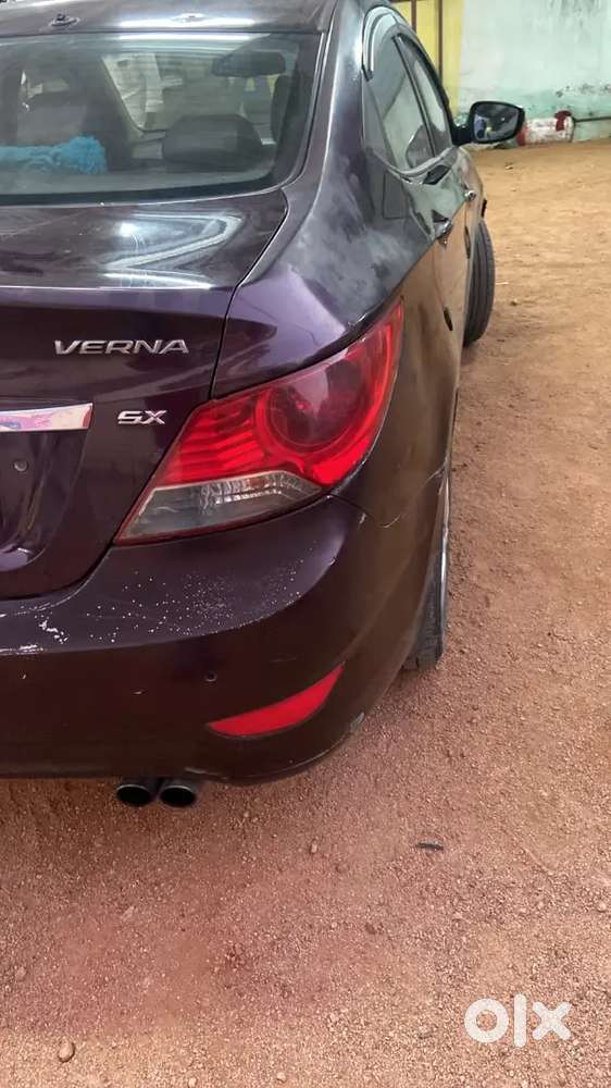 Hyundai Verna Diesel Manual 2012 Model