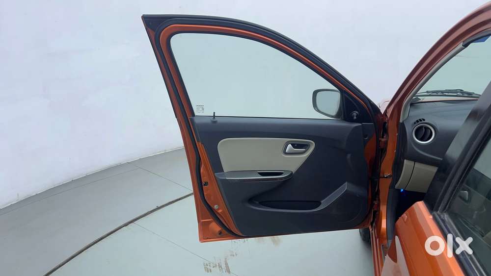 Maruti Suzuki Alto K10 1.0 Vxi Amt, 2016, Petrol