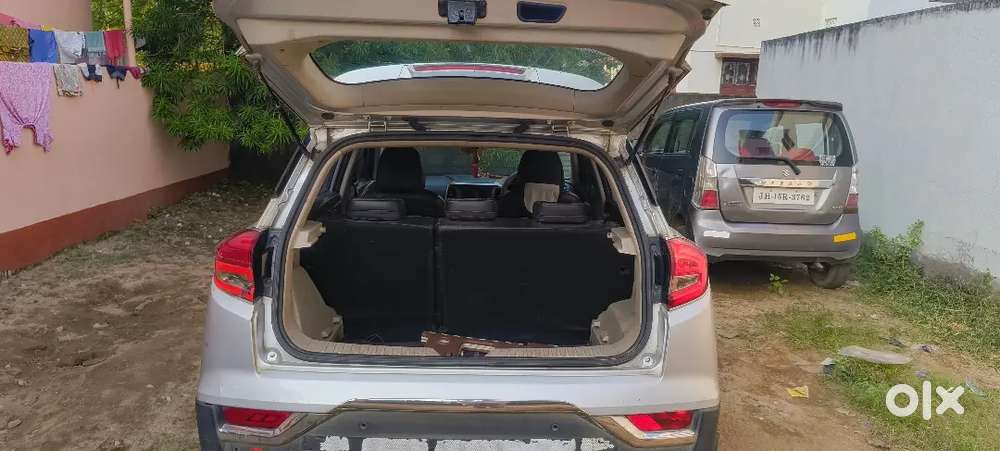 Mahindra Xuv300 2021 Petrol 187000 Km Driven