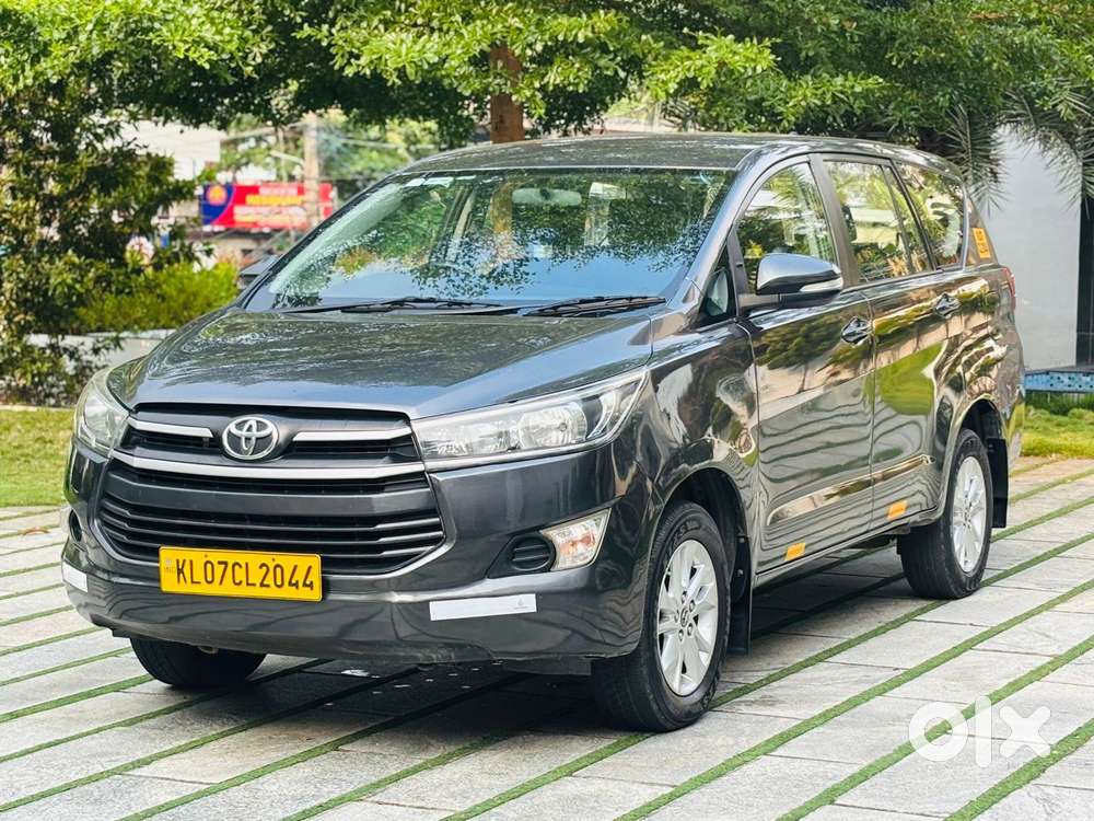 Toyota Innova Crysta 2.7 Gx Mt, 2017, Diesel