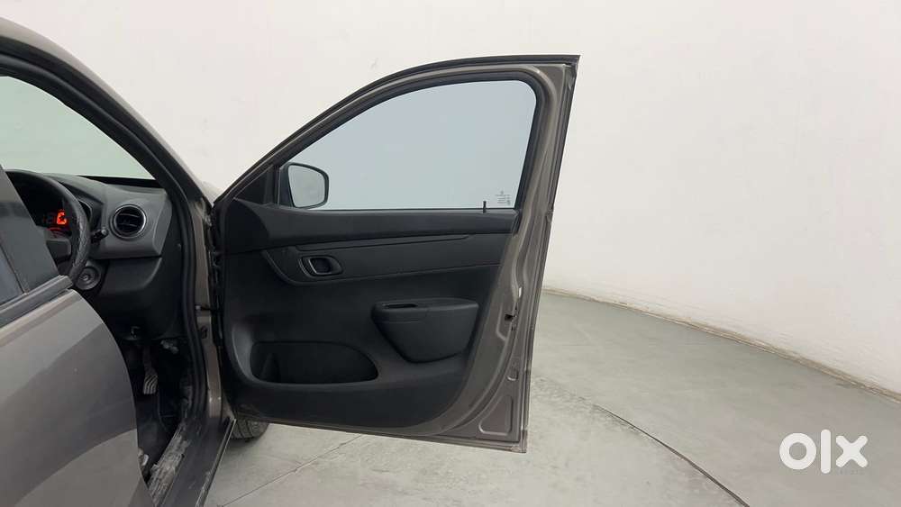 Renault Kwid 1.0 Rxt, 2017, Petrol