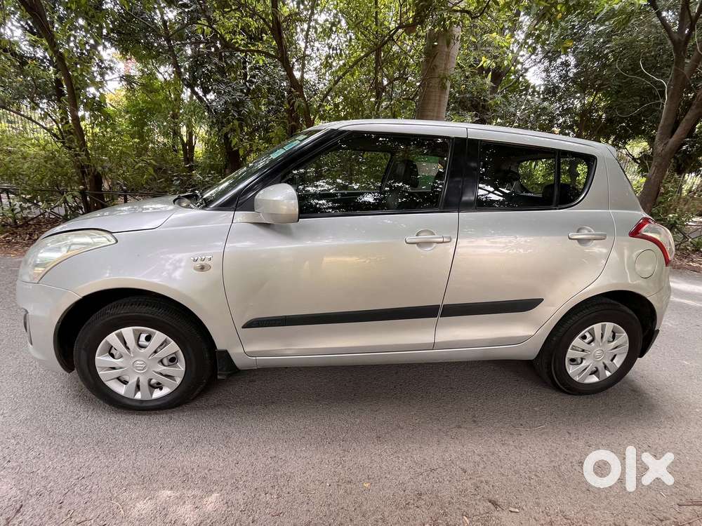 Maruti Suzuki Swift Lxi Optional-o, 2016, Petrol