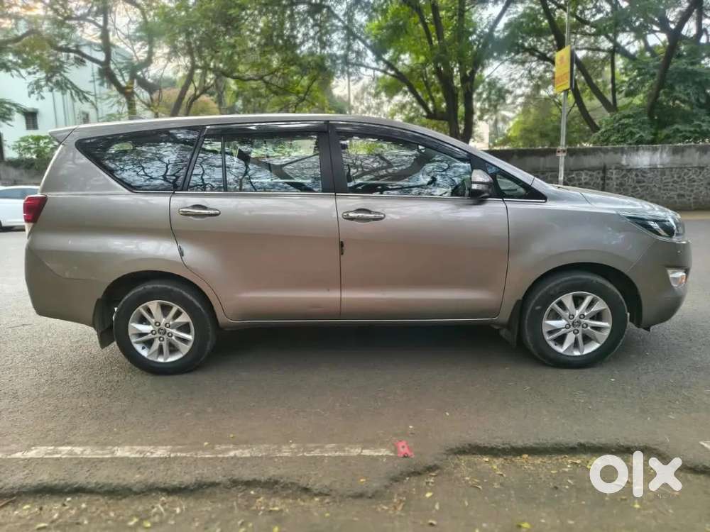Toyota Innova Crysta 2.4 V 7 Str, 2016, Diesel