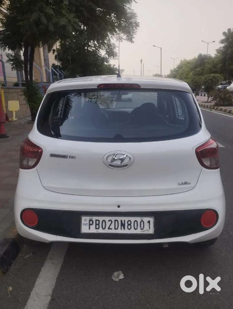 Hyundai Grand I10 2018 Petrol 49000 Km Driven