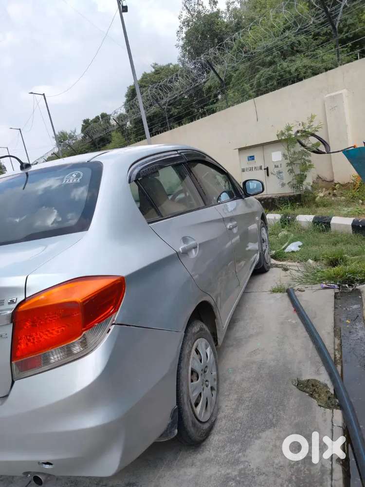 Honda Amaze 2013 Petrol Variant