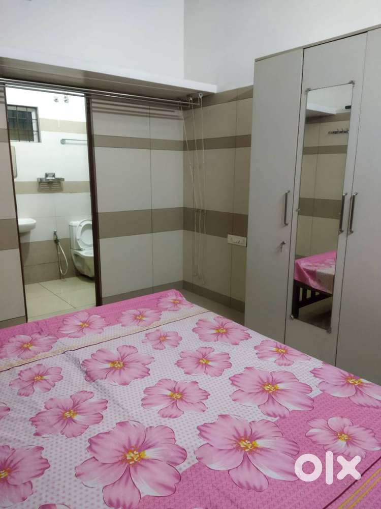 BHK FULLY FURNISHED APARTMENT FOR RENT AT KAKKANAD For Rent