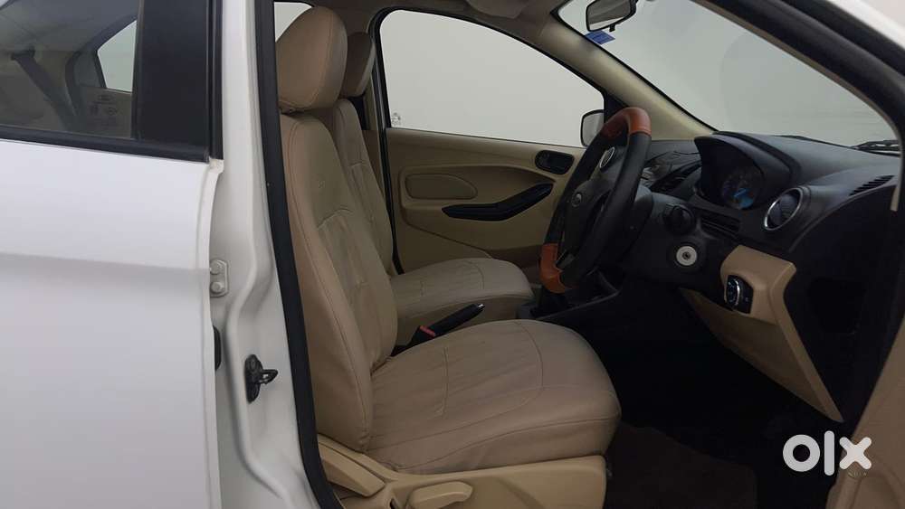 Ford Figo Aspire Titanium, 2016, Petrol