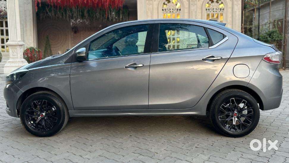 Tata Tigor Xza, 2019, Petrol