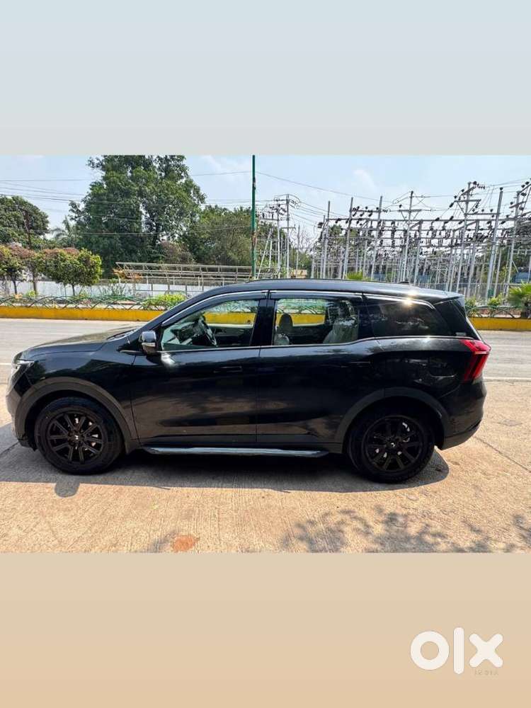 Mahindra Xuv700 2.2 Ax 7 Diesel At Luxury Pack Str, 2025, Diesel