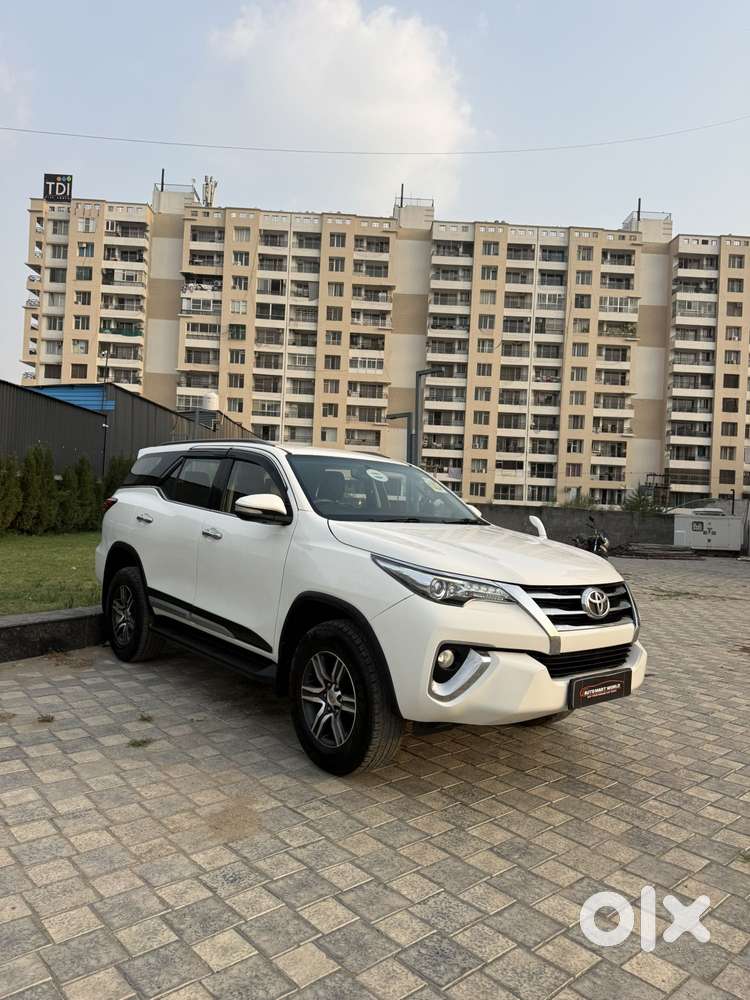 Toyota Fortuner 4x2 At 2.8 Diesel, 2017, Diesel