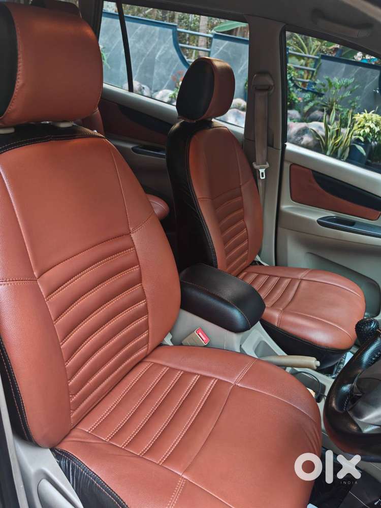 Toyota Innova 2012 7seater