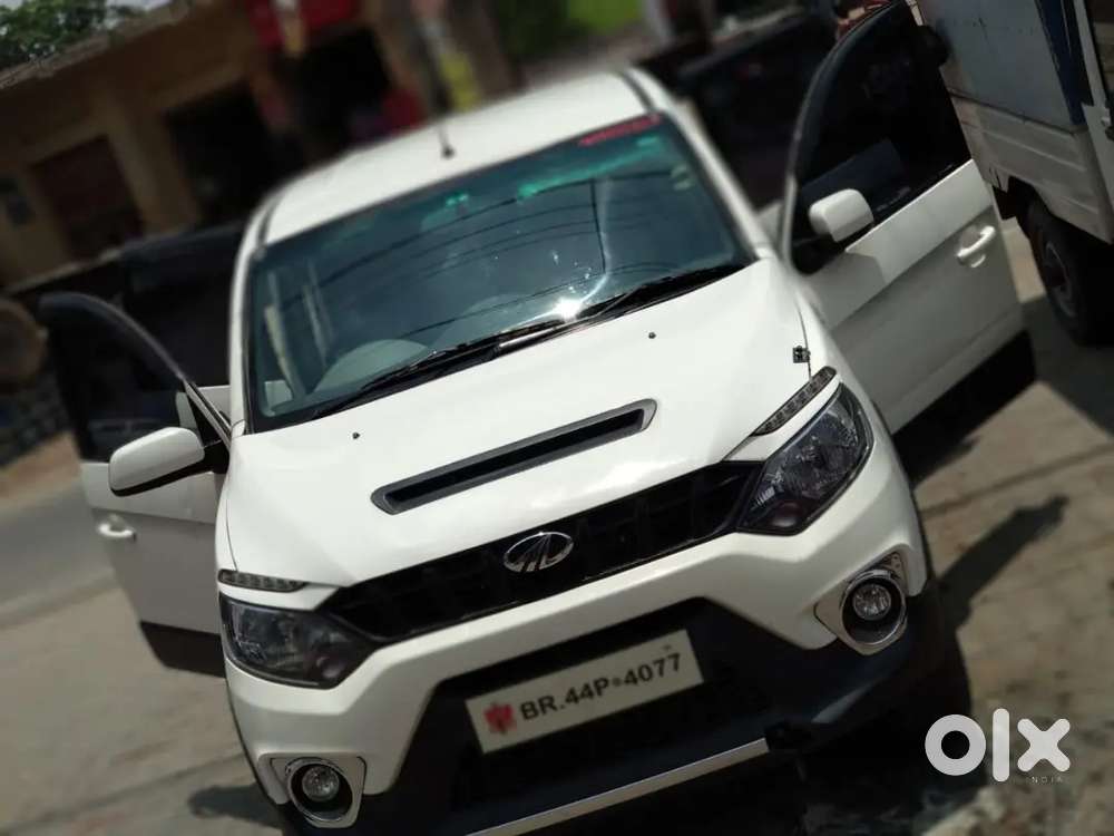 Mahindra Nuvosport 2016 Variant N8