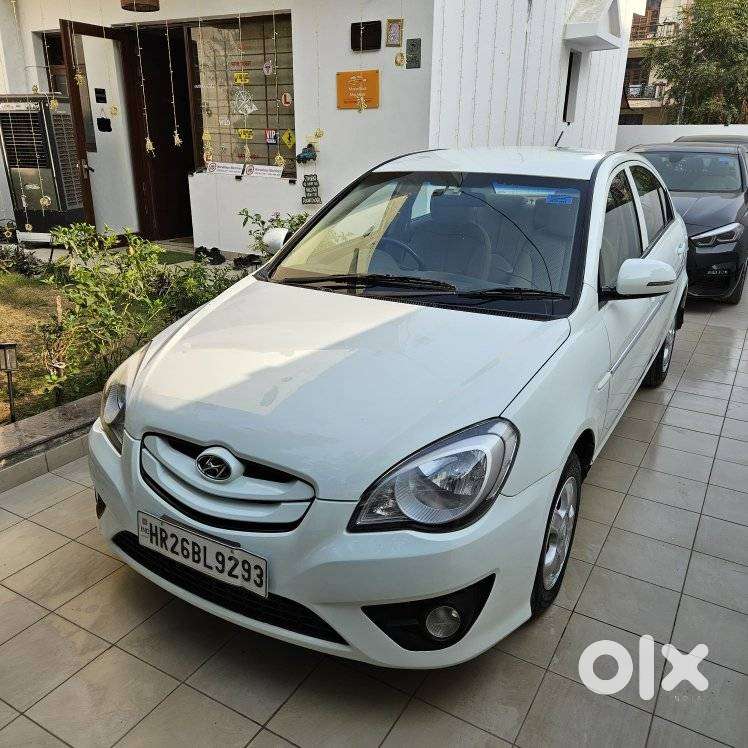 Hyundai Verna Transform 1.6 Sx Vtvt, 2011, Petrol