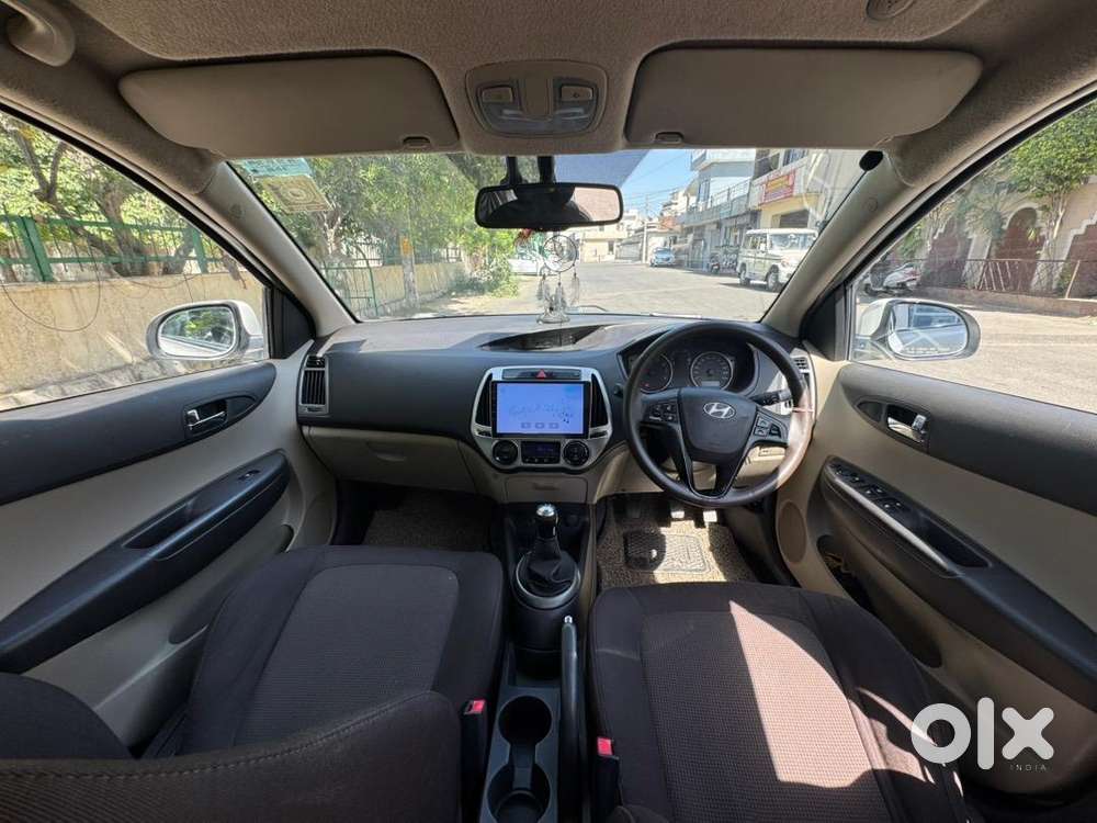 Hyundai I20 2013 Petrol Well Maintained