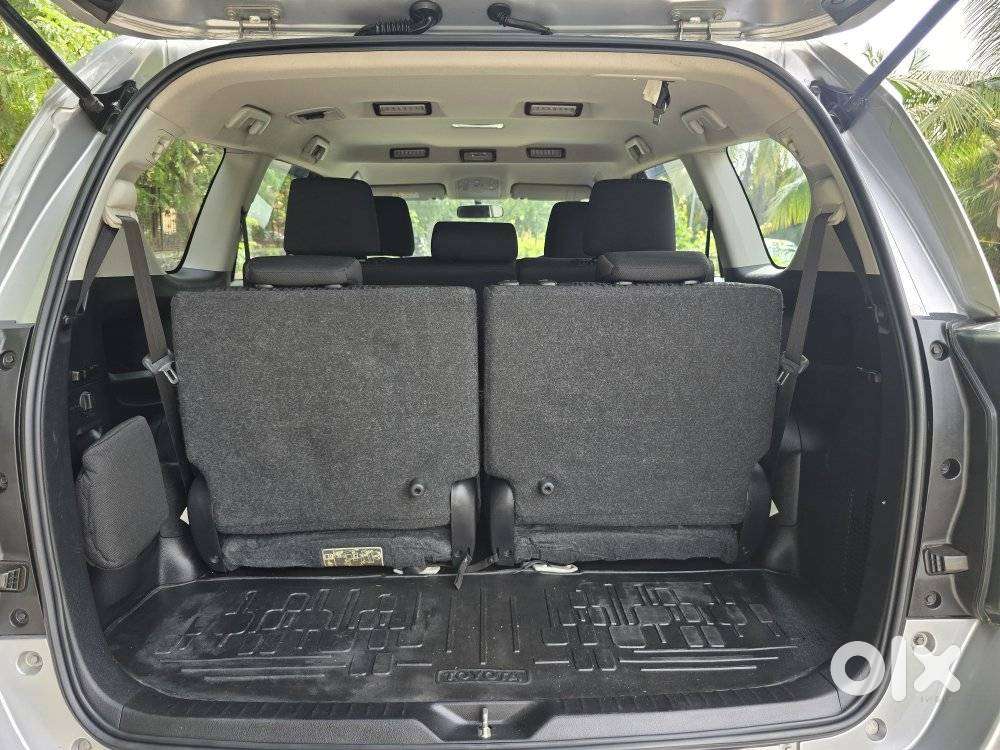 Toyota Innova Crysta [2020-ongoing] 2.4 Gx At 8 Str, 2022, Diesel