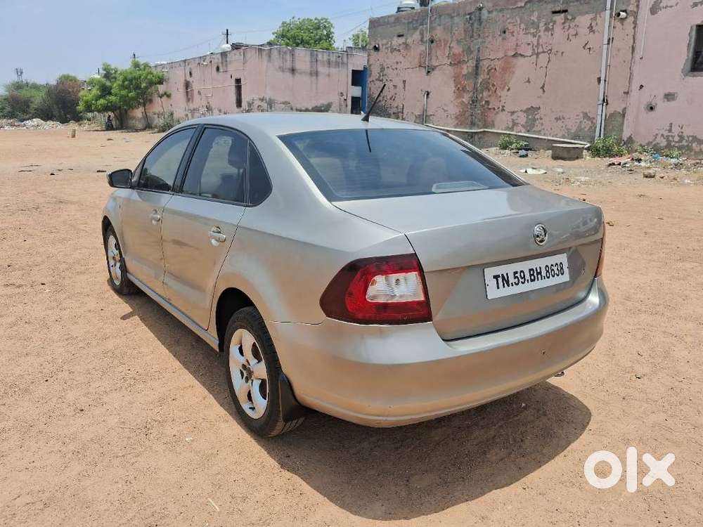 Skoda Rapid 1.6 Mpi Ambition, 2015, Diesel