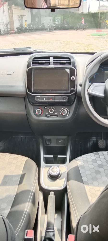 Renault Kwid Invincible 1.0 Amt, 2021, Petrol