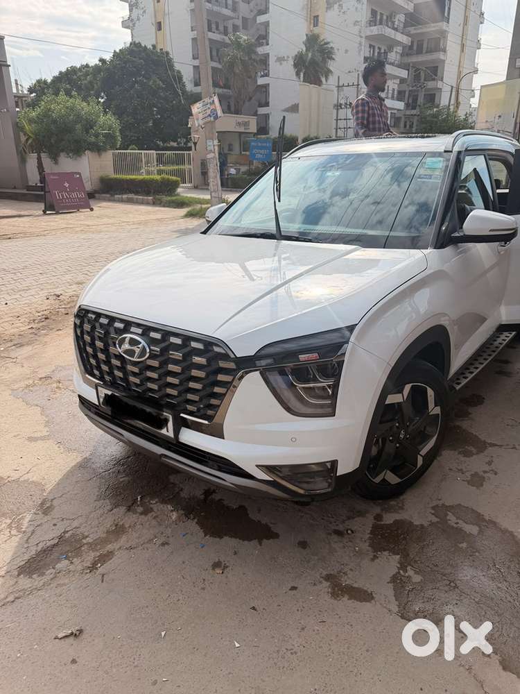 Hyundai Alcazar 2023 Diesel Well Maintained