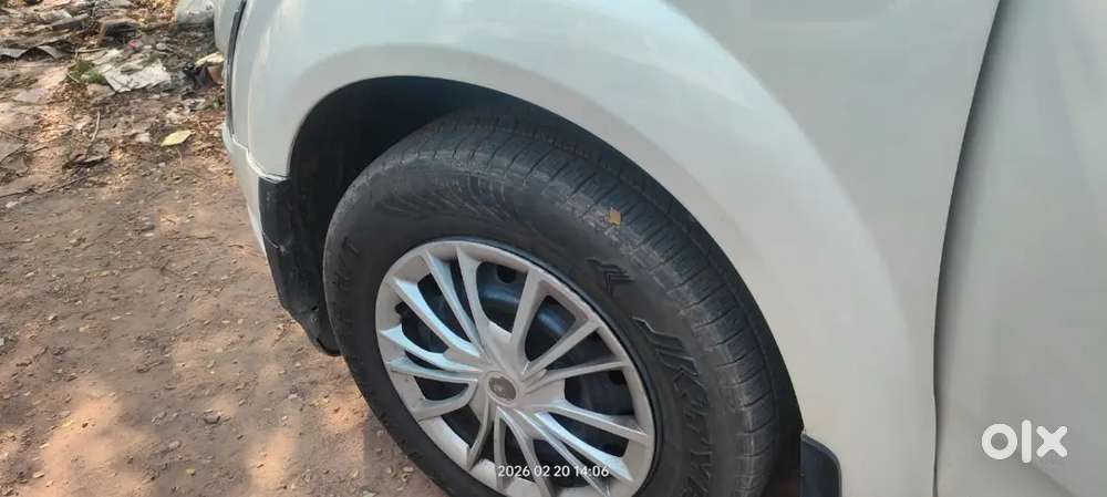 Mahindra Xuv500 2014 Diesel 65000 Km Driven