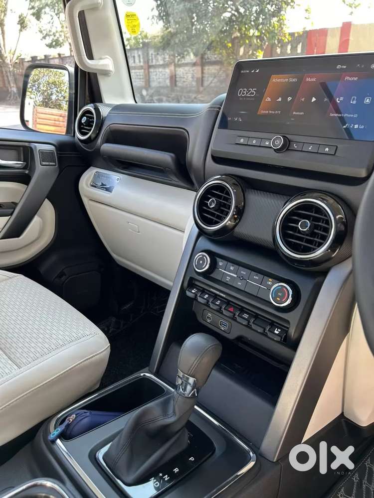 Mahindra Thar Roxx, 2025, Petrol