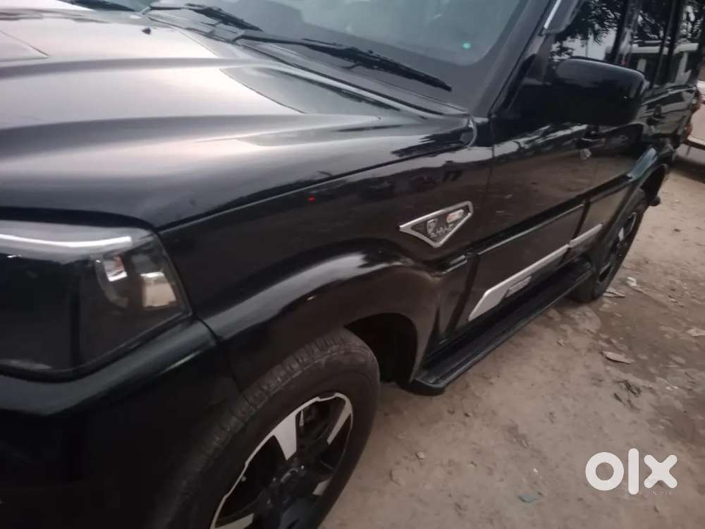 Mahindra Scorpio Classic 2024 Diesel Automatic