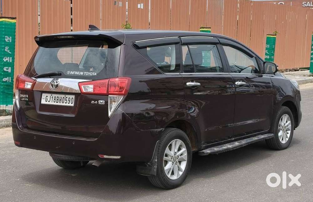 Toyota Innova Crysta 2.4 Vx Mt, 2017, Diesel