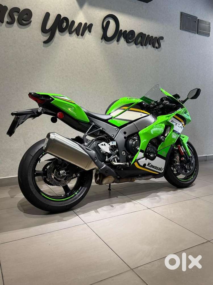 2025 Kawasaki ZX1OR 1st owner just done 5185 kms - Motorcycles in